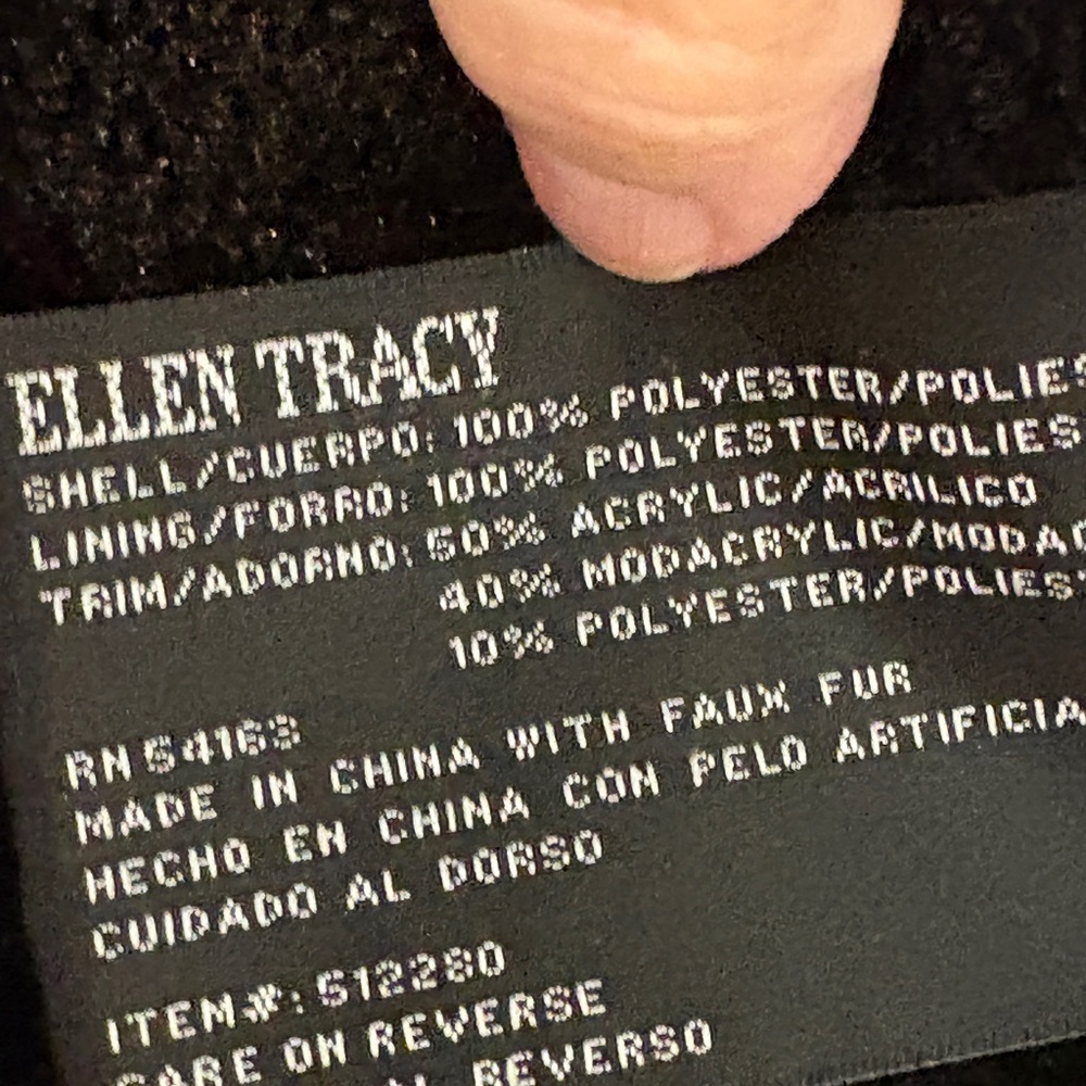 🟠 $2/15
Ellen Tracy Black Jacket with Faux Fur Trim - Picture 5 of 7